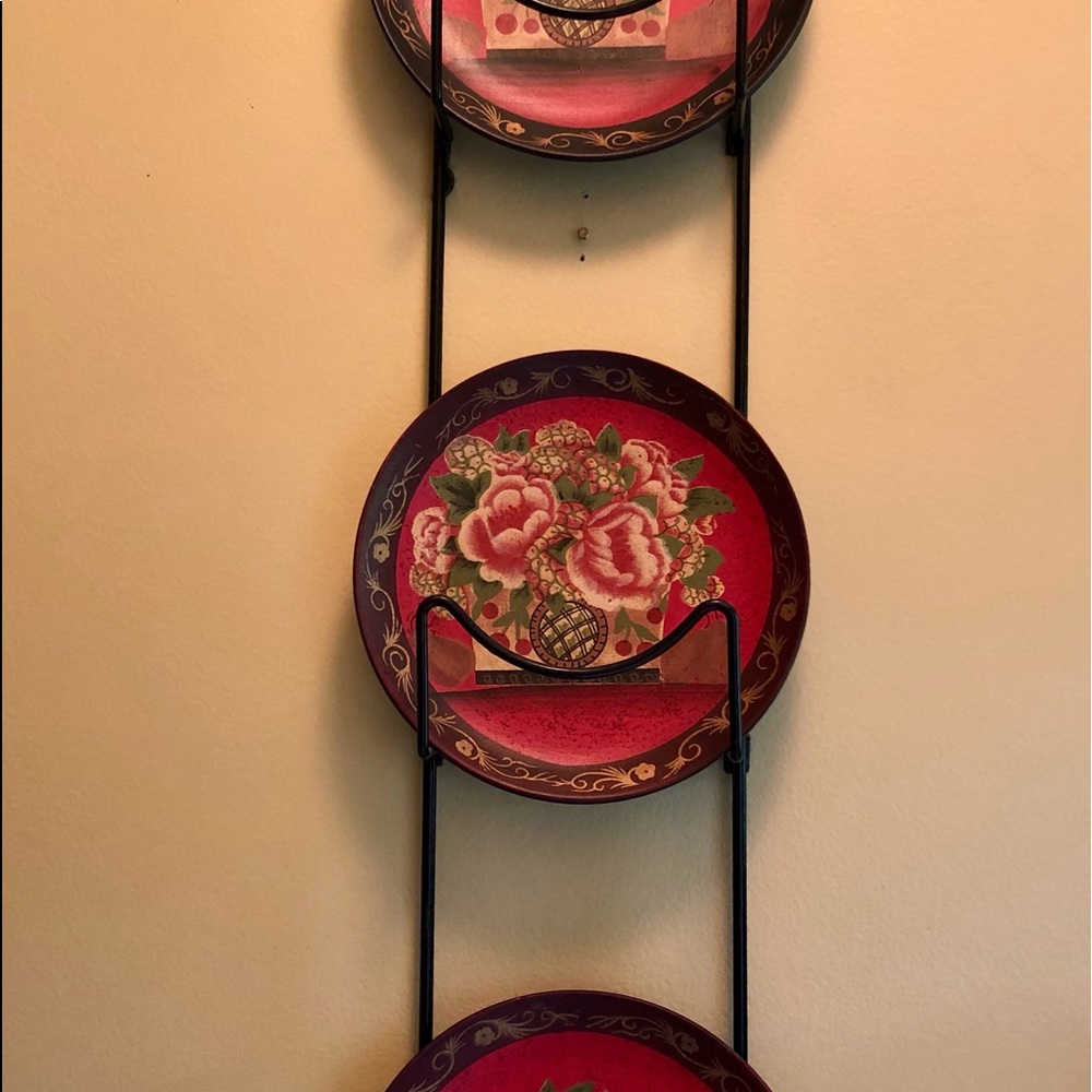 Richly COLORED DECORATIVE PLATES
